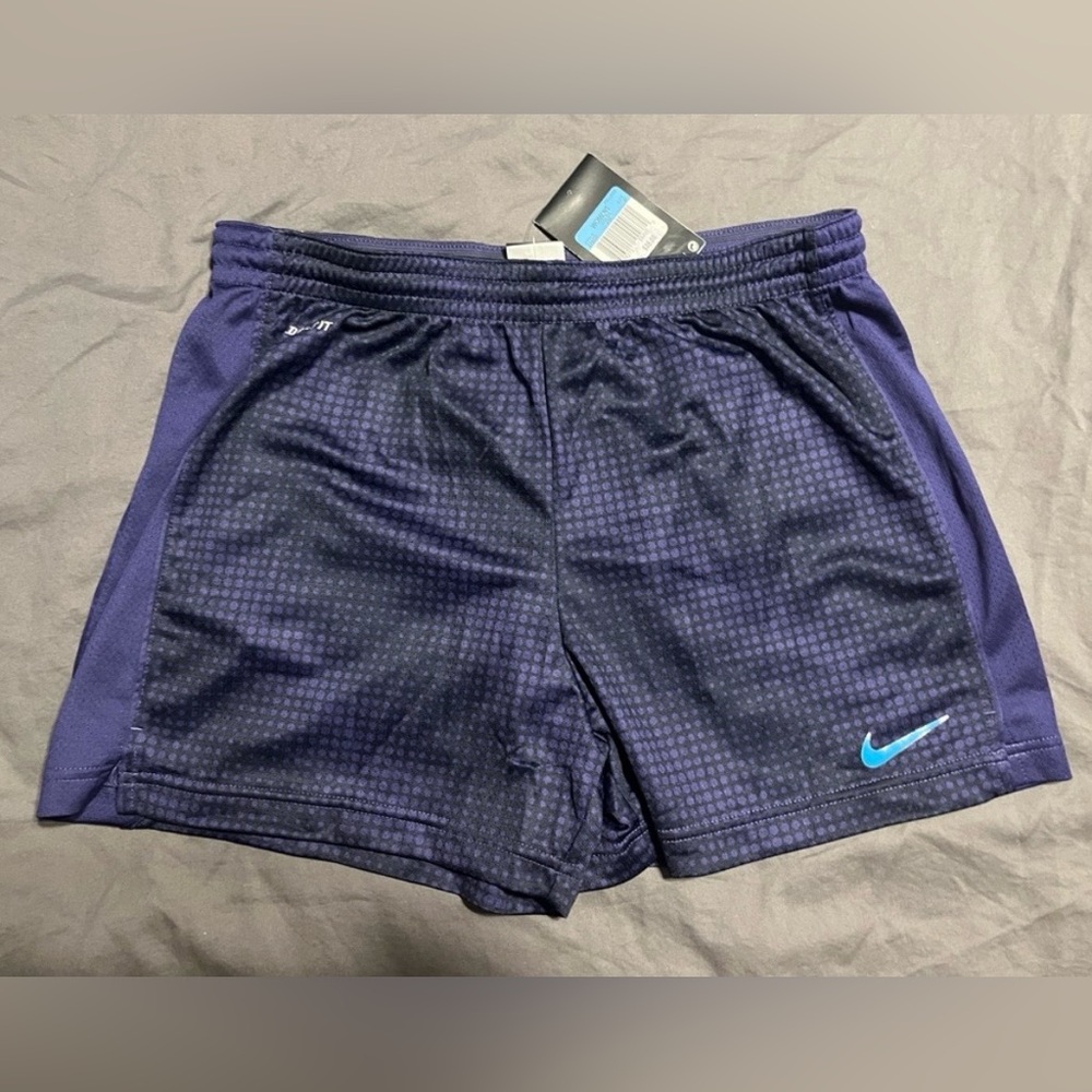 Nike Women’s Purple and Black Dotted Shorts, size medium